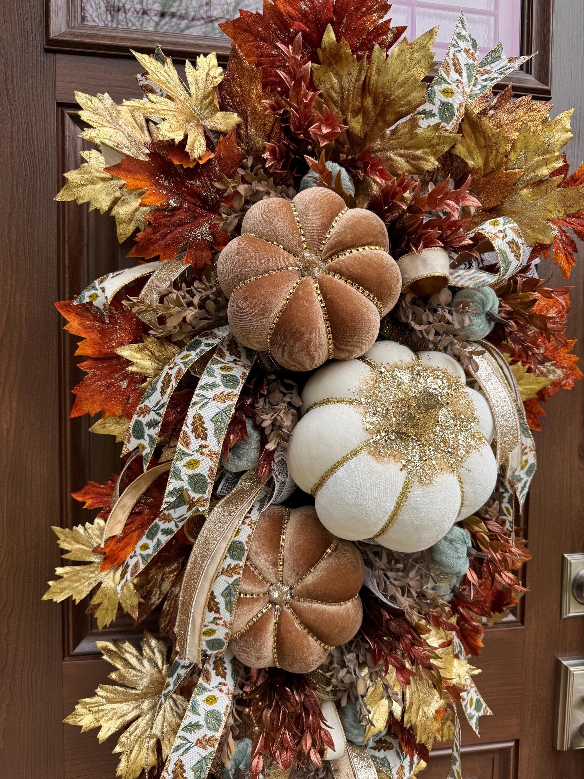 Elegant Fall Pumpkin Wreath, XL Large Autumn Swag Door Decor for Outdoor Porch or Indoor Office Wall Hanger, Fall Hostess Gift