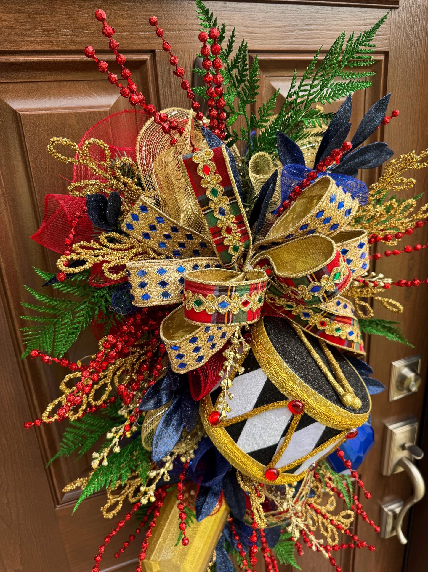 Nutcracker Drum Wreath for Front Door, Glam Holiday Home Decor for Porch or Indoor Office Wall Hanging, Elegant Christmas Party Accent