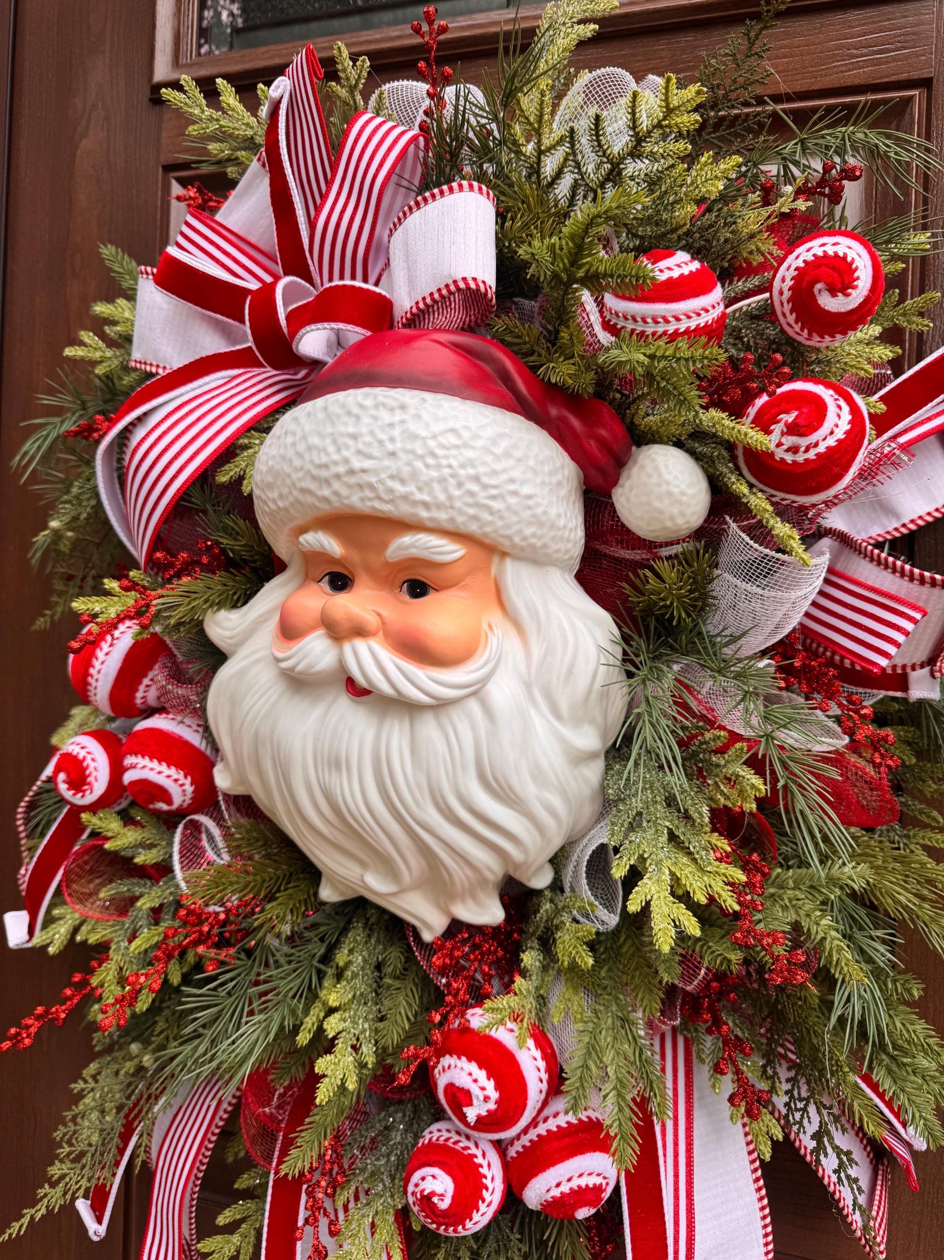 Santa Christmas Wreath, Peppermint Candy Christmas Door Hanger, Vintage Santa Face Wreath, Red White Holiday Front Door Decor