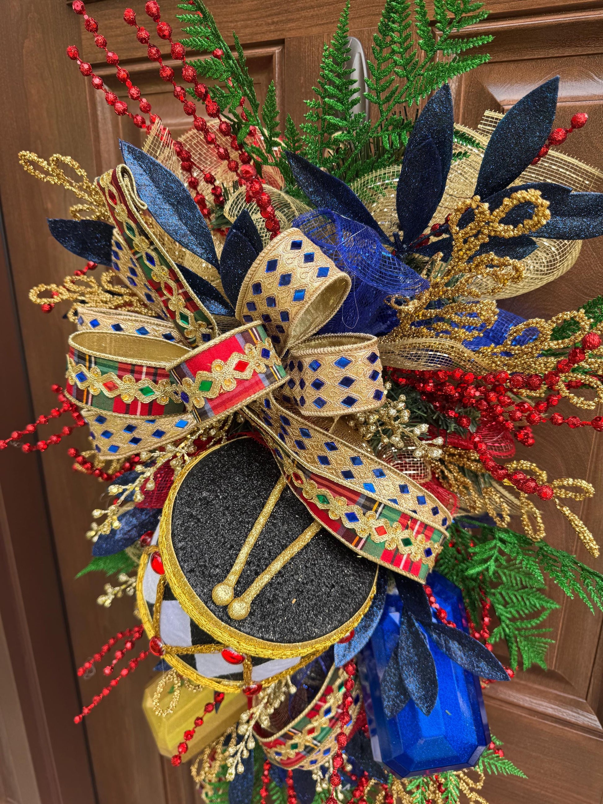 Nutcracker Drum Wreath for Front Door, Glam Holiday Home Decor for Porch or Indoor Office Wall Hanging, Elegant Christmas Party Accent