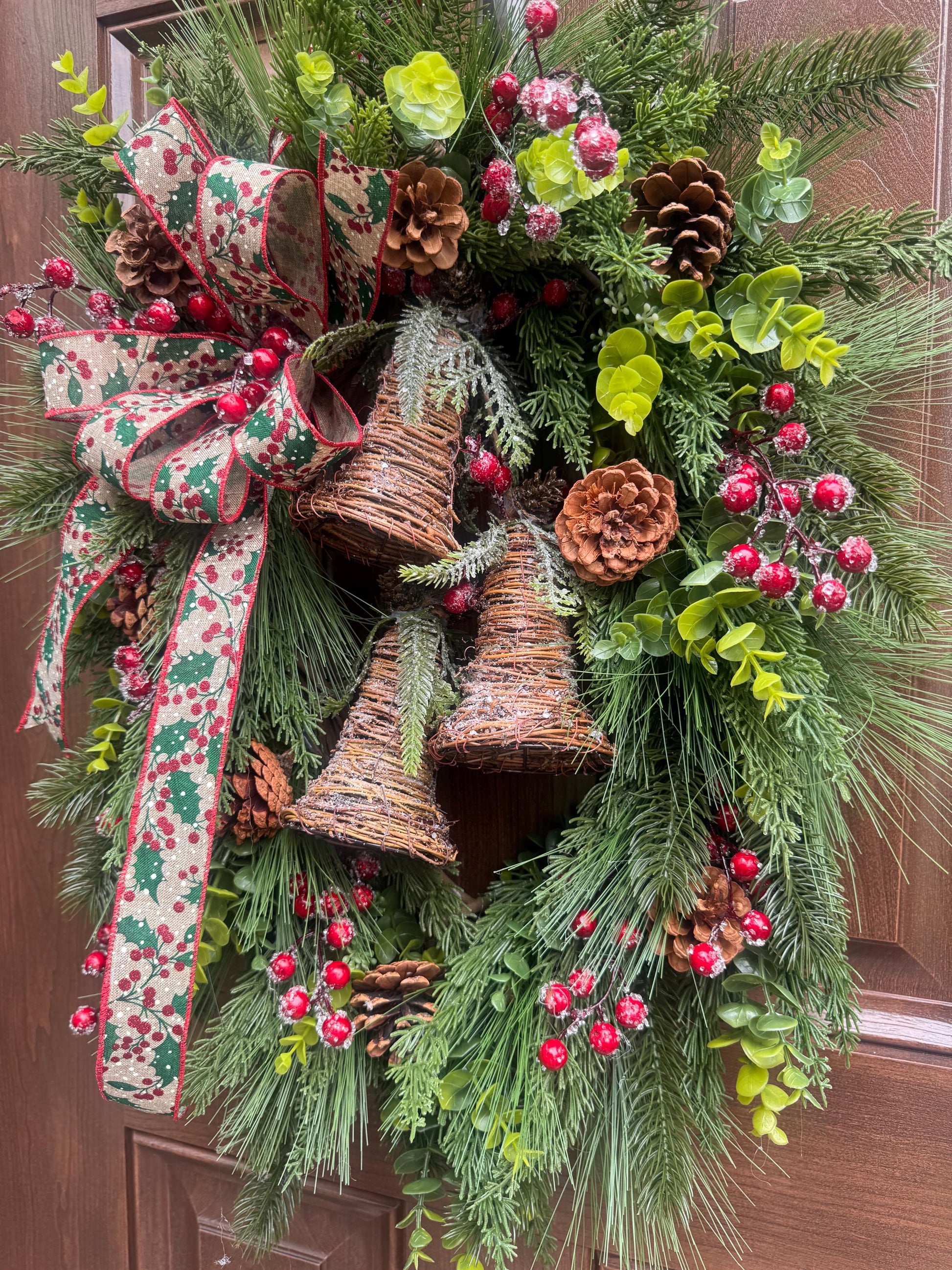 Rustic Christmas Bell Wreath, Farmhouse Christmas Front Door Wreath, Pinecone & Holly Berry Winter Wreath, Woodland Holiday Door Decor