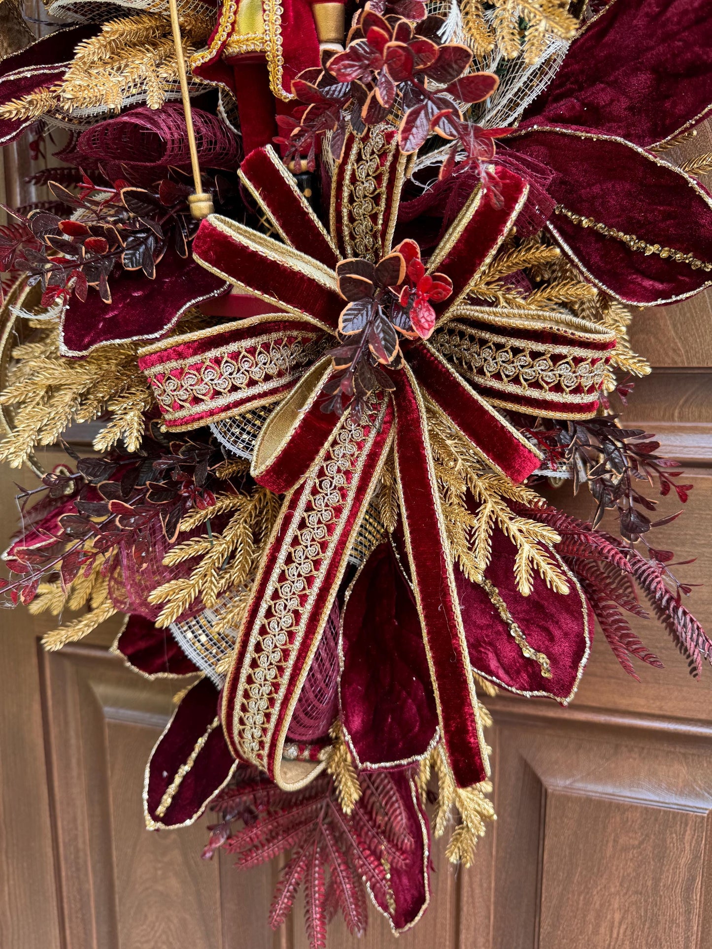 Burgundy Gold Nutcracker Christmas Swag, Luxury Christmas Door Wreath, Elegant Holiday Front Door Decor, Christmas Porch Decor