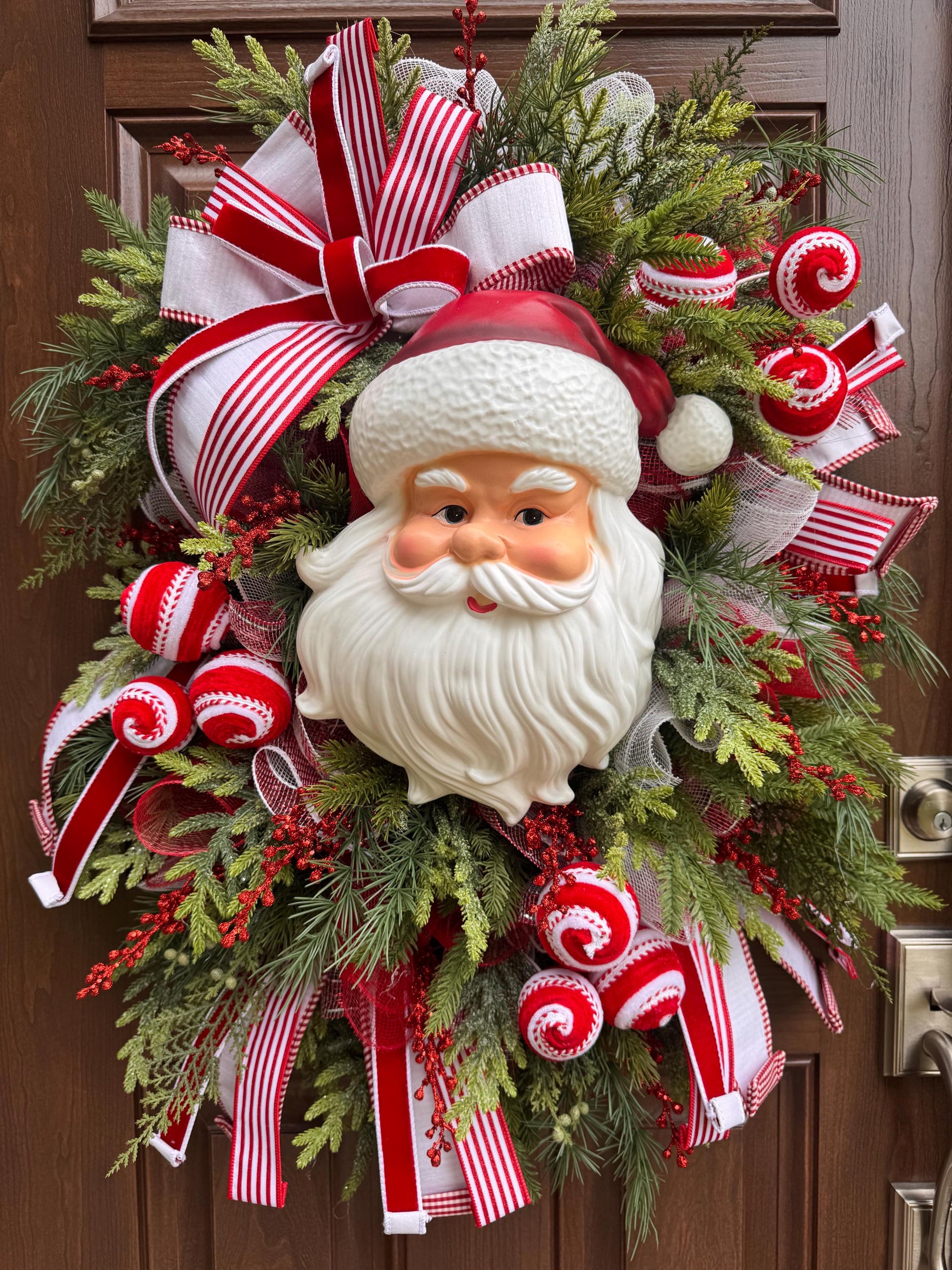 Santa Christmas Wreath, Peppermint Candy Christmas Door Hanger, Vintage Santa Face Wreath, Red White Holiday Front Door Decor