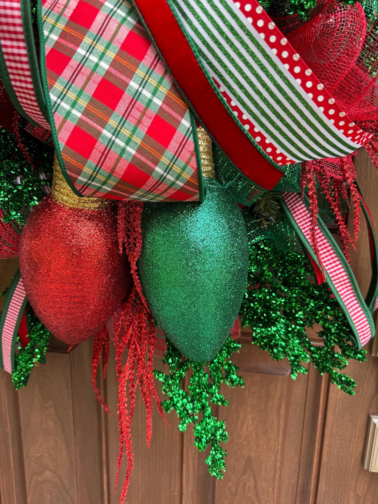 Whimsical Christmas Wreath with Glittered Lights and Ribbons – Red and Green Holiday Door Decor for Front Door, Christmas Outdoor Porch