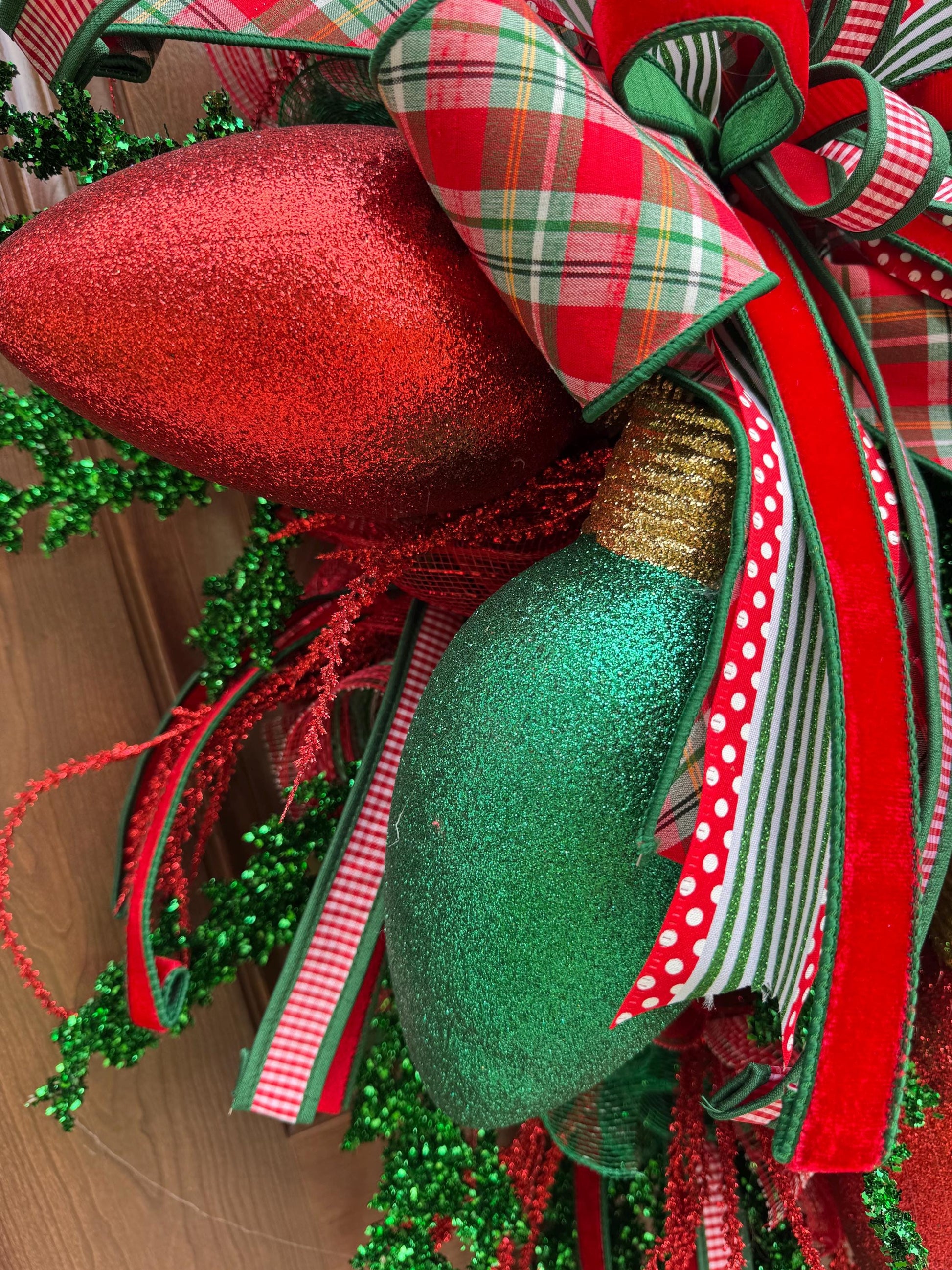 Whimsical Christmas Wreath with Glittered Lights and Ribbons – Red and Green Holiday Door Decor for Front Door, Christmas Outdoor Porch