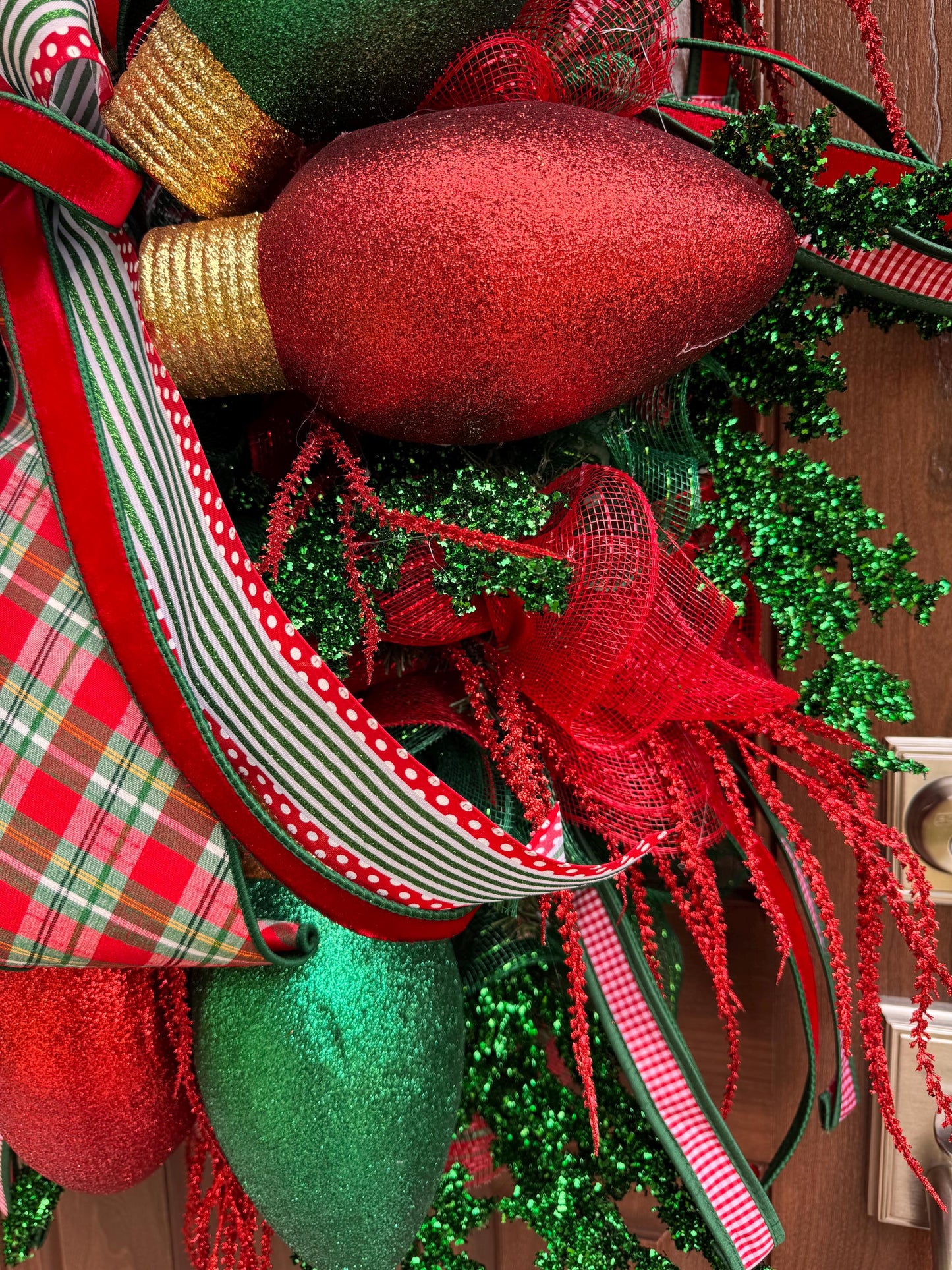 Whimsical Christmas Wreath with Glittered Lights and Ribbons – Red and Green Holiday Door Decor for Front Door, Christmas Outdoor Porch