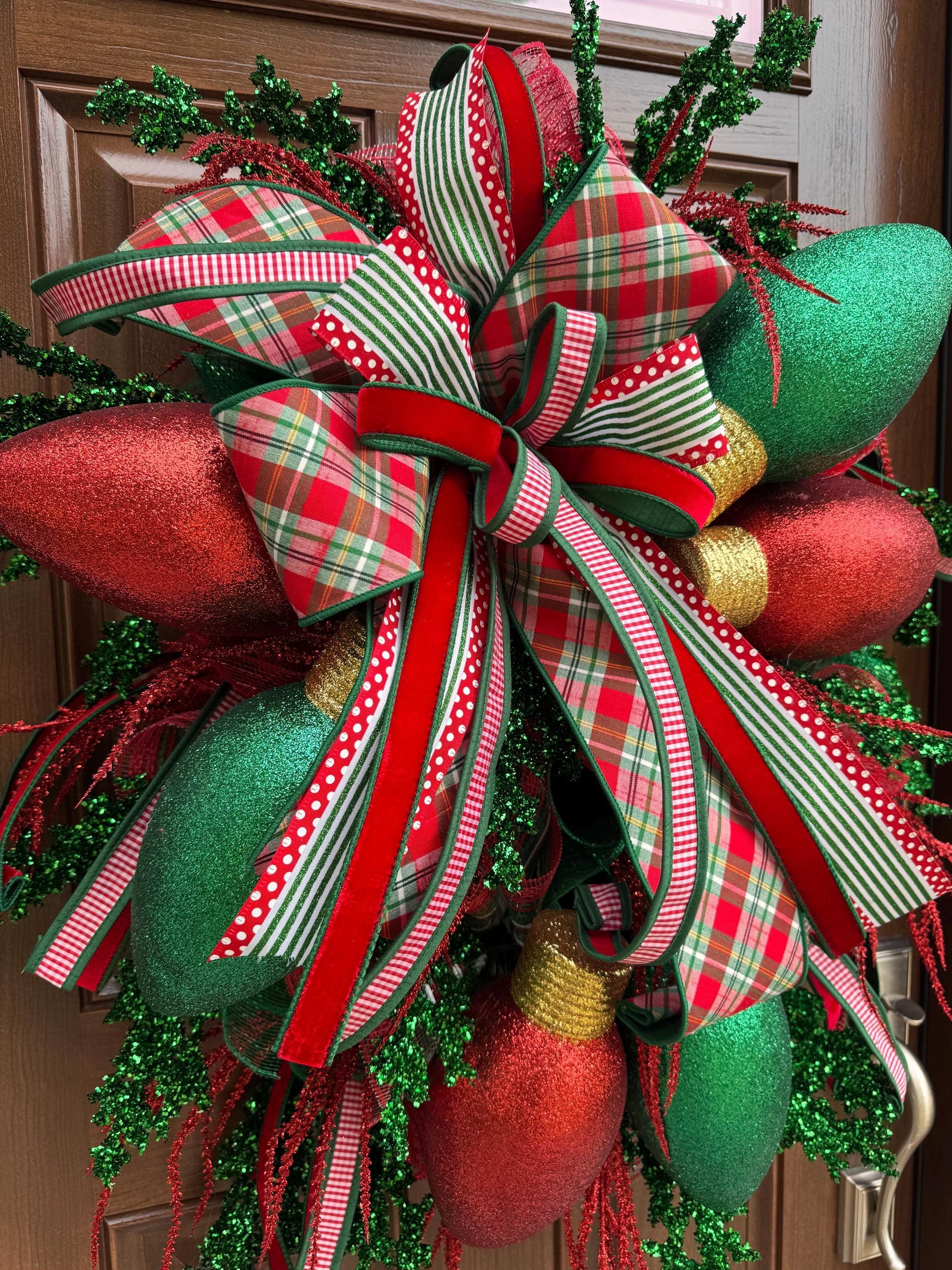 Whimsical Christmas Wreath with Glittered Lights and Ribbons – Red and Green Holiday Door Decor for Front Door, Christmas Outdoor Porch