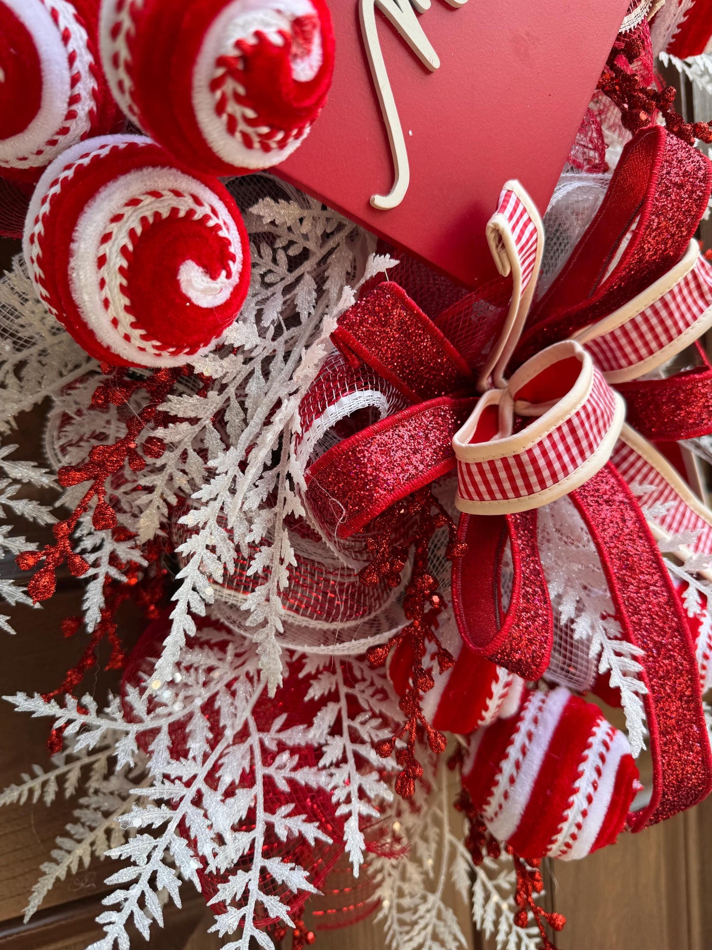 Peppermint Christmas Swag, Candy Cane Holiday Door Decoration, Merry Christmas Hanger for Outdoor Porch or Indoor Office Wall