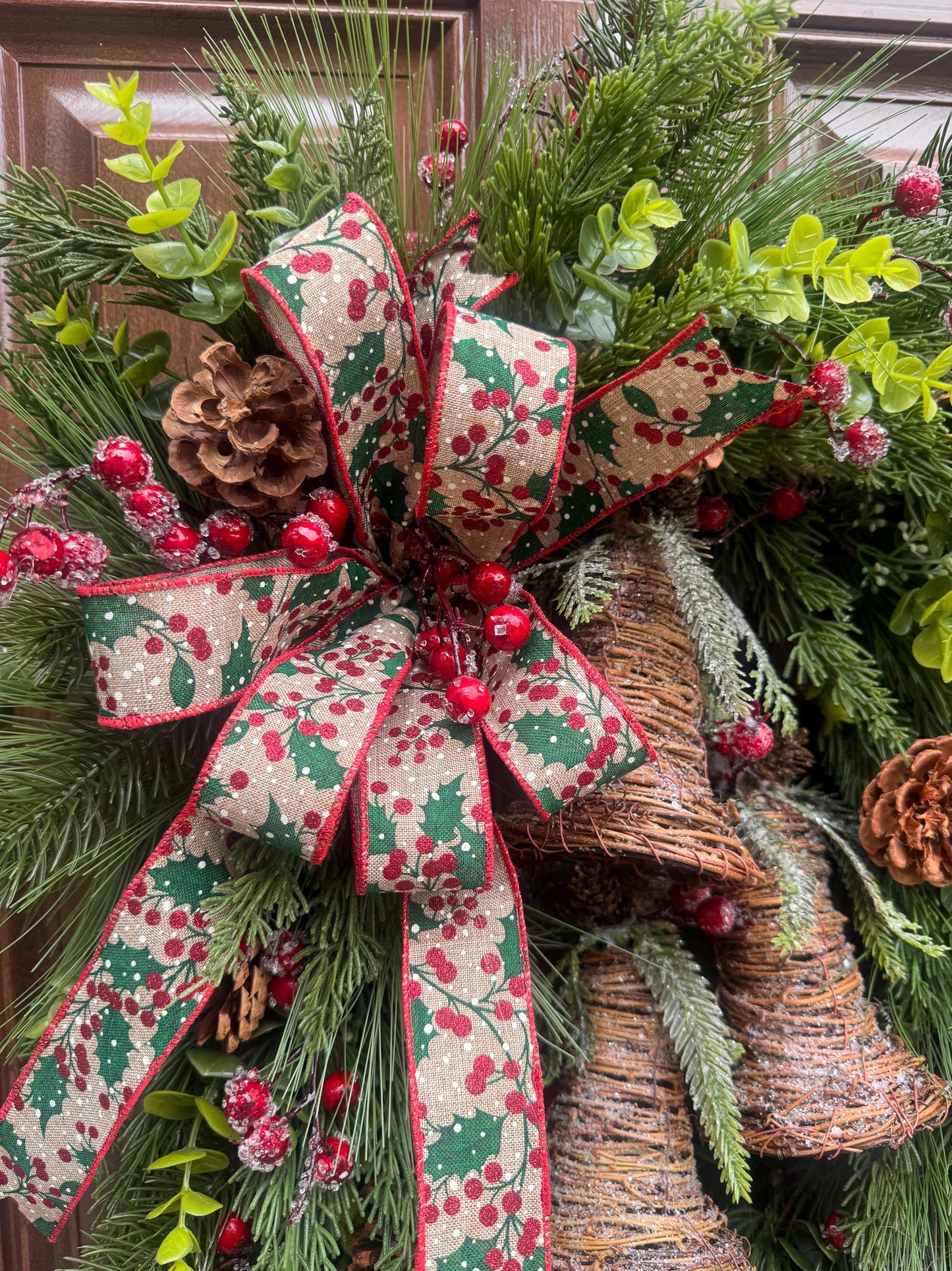 Rustic Christmas Bell Wreath, Farmhouse Christmas Front Door Wreath, Pinecone & Holly Berry Winter Wreath, Woodland Holiday Door Decor