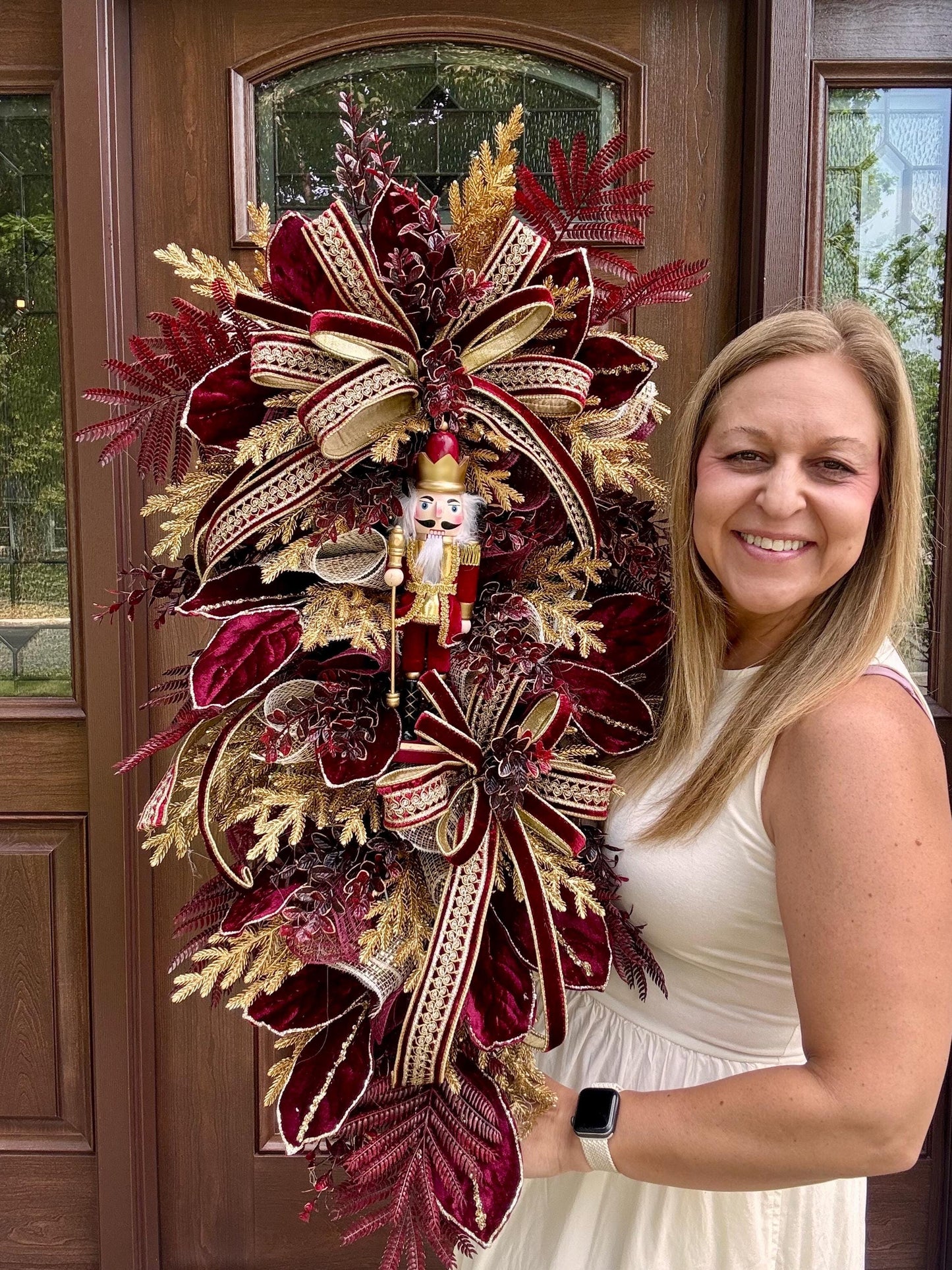 Burgundy Gold Nutcracker Christmas Swag, Luxury Christmas Door Wreath, Elegant Holiday Front Door Decor, Christmas Porch Decor