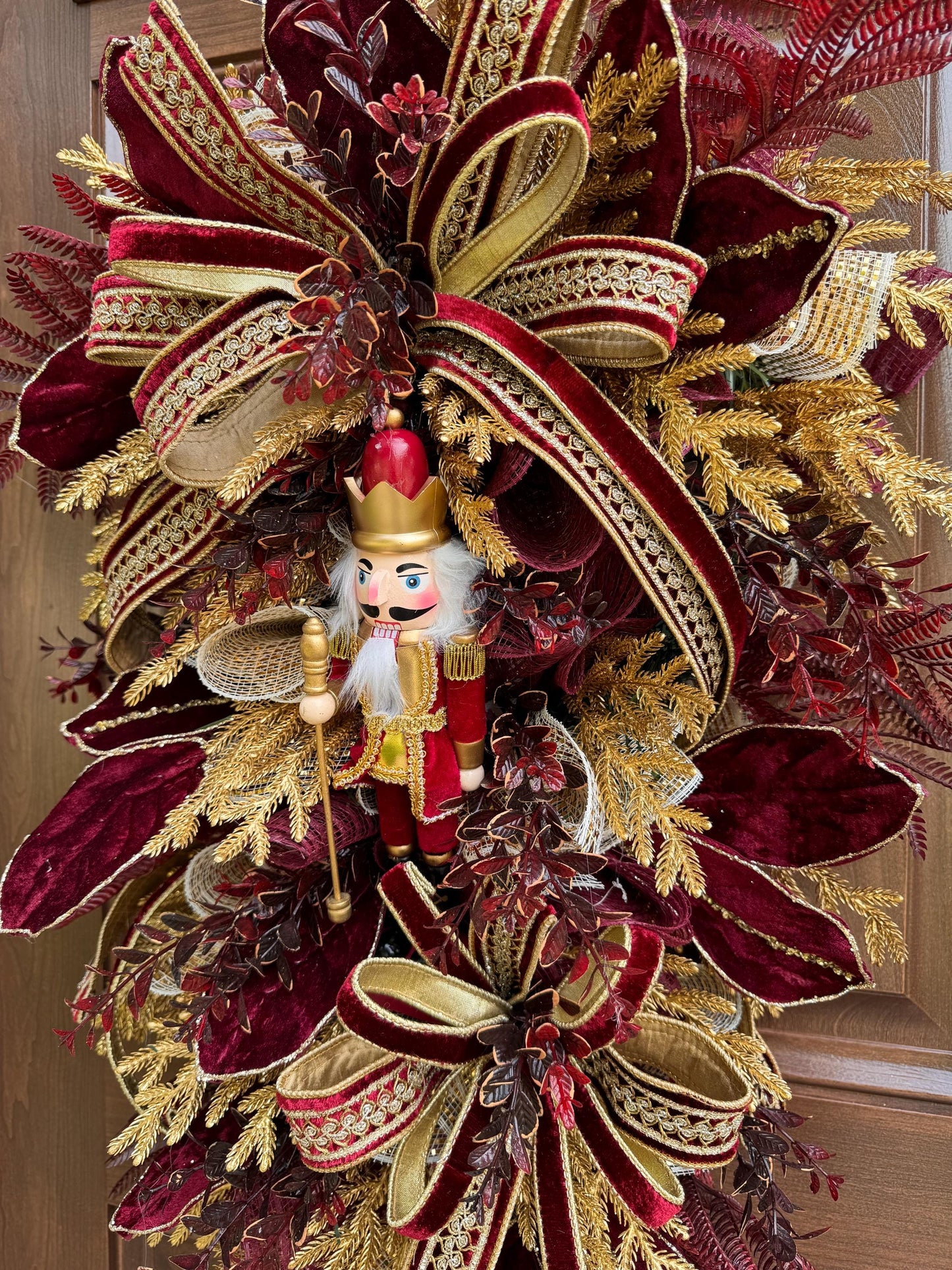 Burgundy Gold Nutcracker Christmas Swag, Luxury Christmas Door Wreath, Elegant Holiday Front Door Decor, Christmas Porch Decor