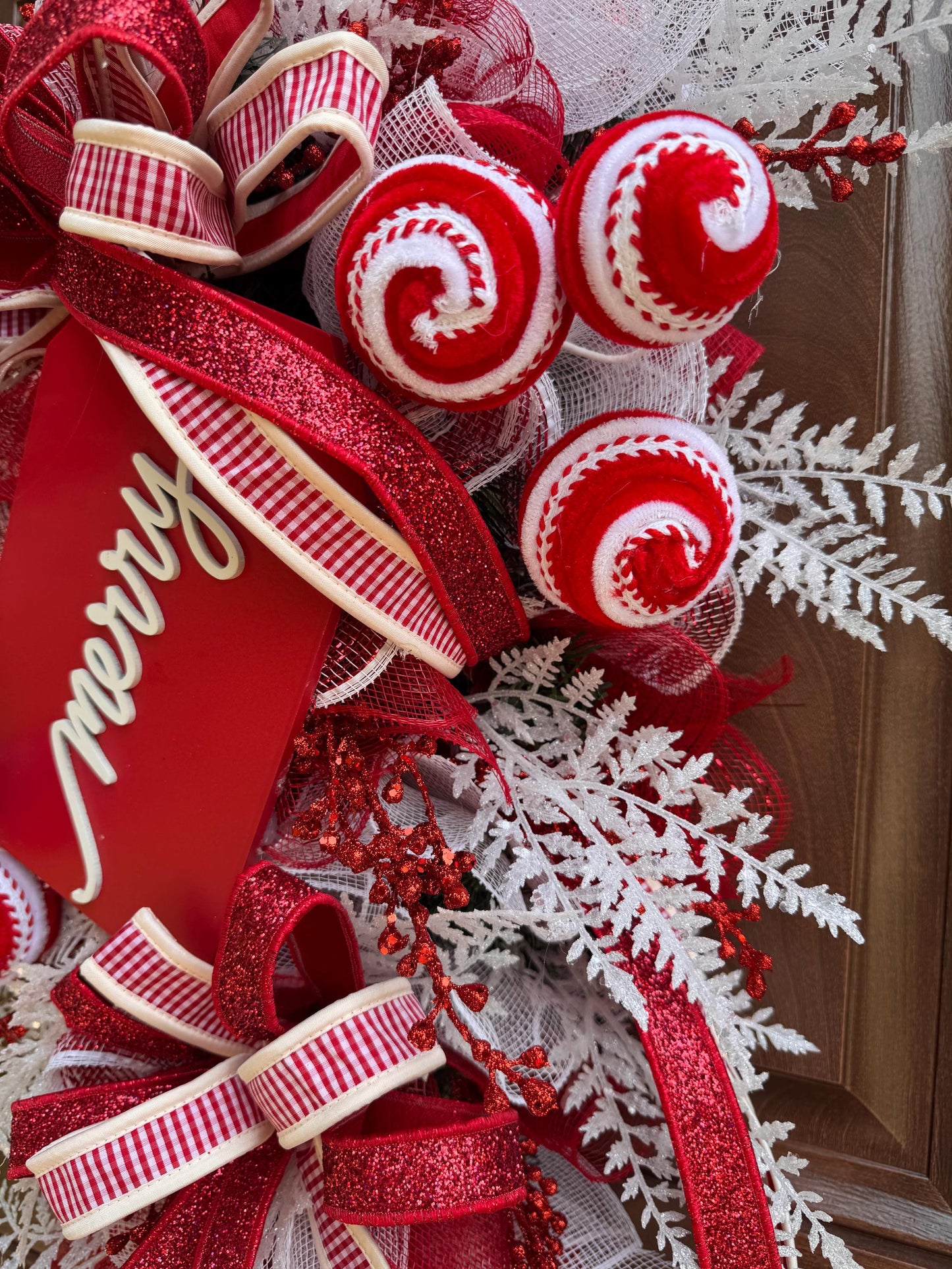 Peppermint Christmas Swag, Candy Cane Holiday Door Decoration, Merry Christmas Hanger for Outdoor Porch or Indoor Office Wall