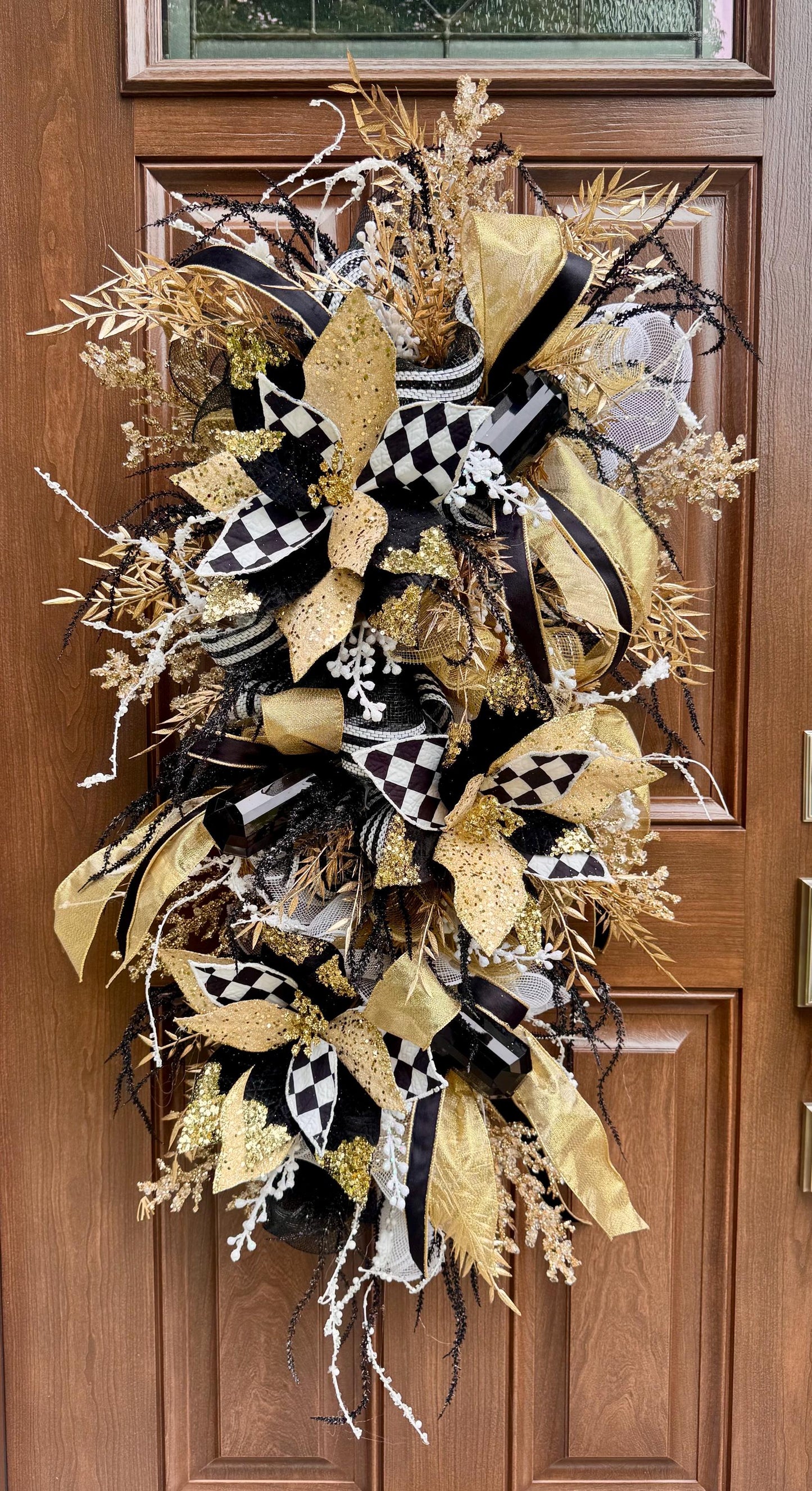 Black Gold White Christmas Swag, Luxury Christmas Door Swag, Poinsettia Christmas Wreath, Elegant Holiday Front Door Decor for Outdoor Porch