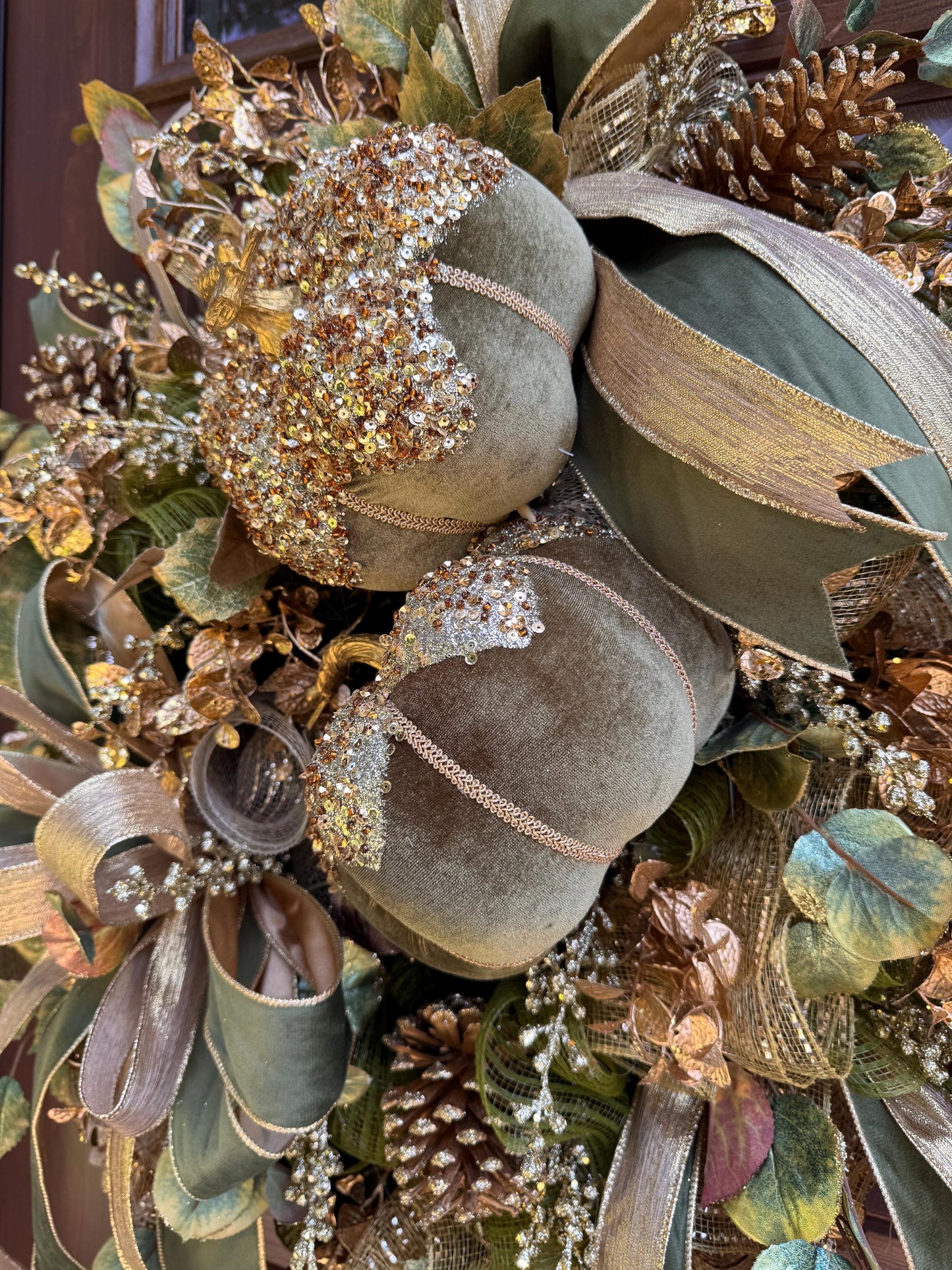 Glam Velvet Pumpkin Fall Swag Wreath for Front Door, Autumn Decor for Outdoor Porch or Indoor Office Wall Hanger, Elegant Pumpkin Decoration
