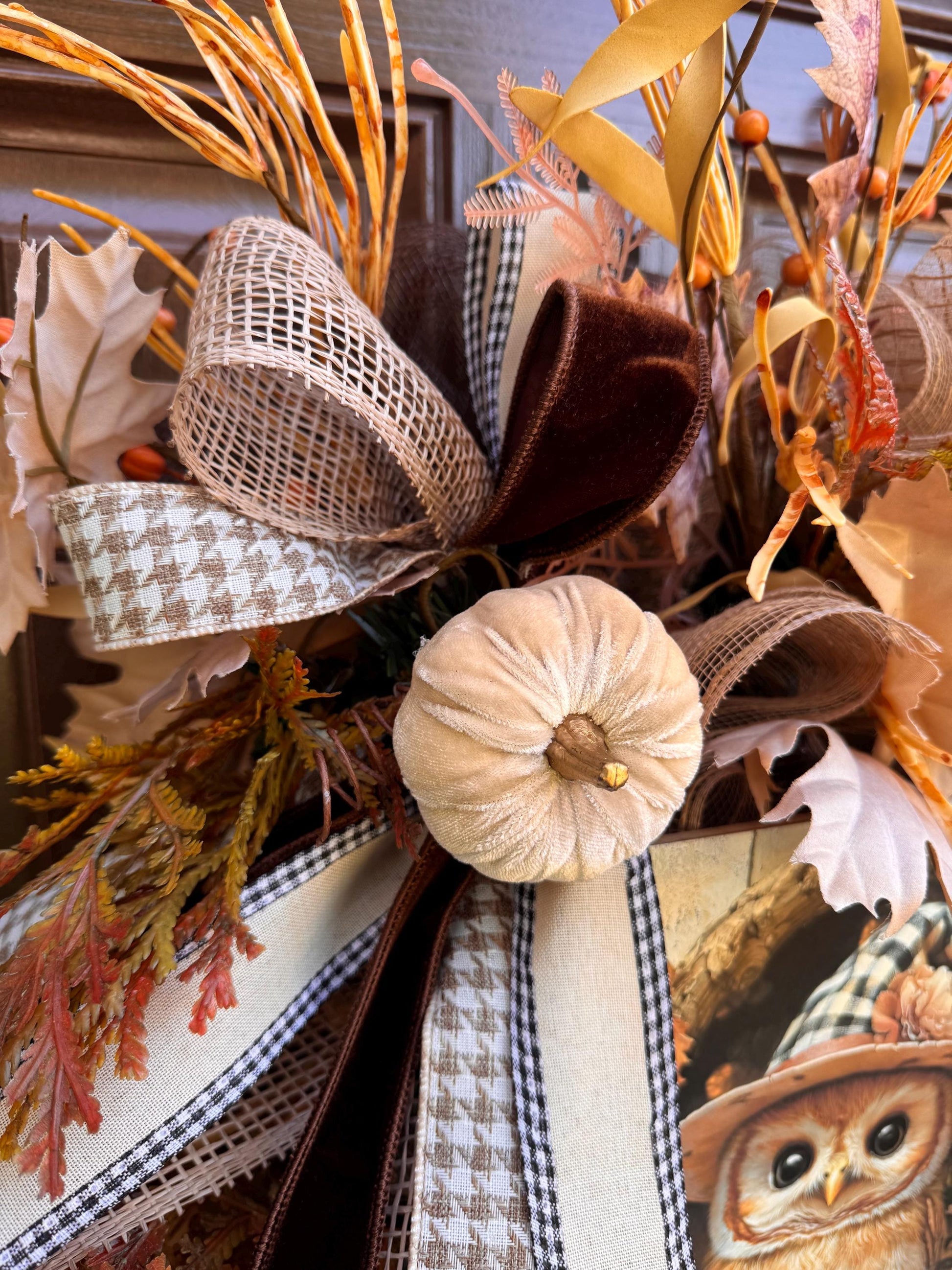 Fall Owl Wreath for Front Door, Neutral Autumn Pumpkin Wreath for Outdoor Porch, Woodland Owl Decor, Rustic Fall Door Hanger