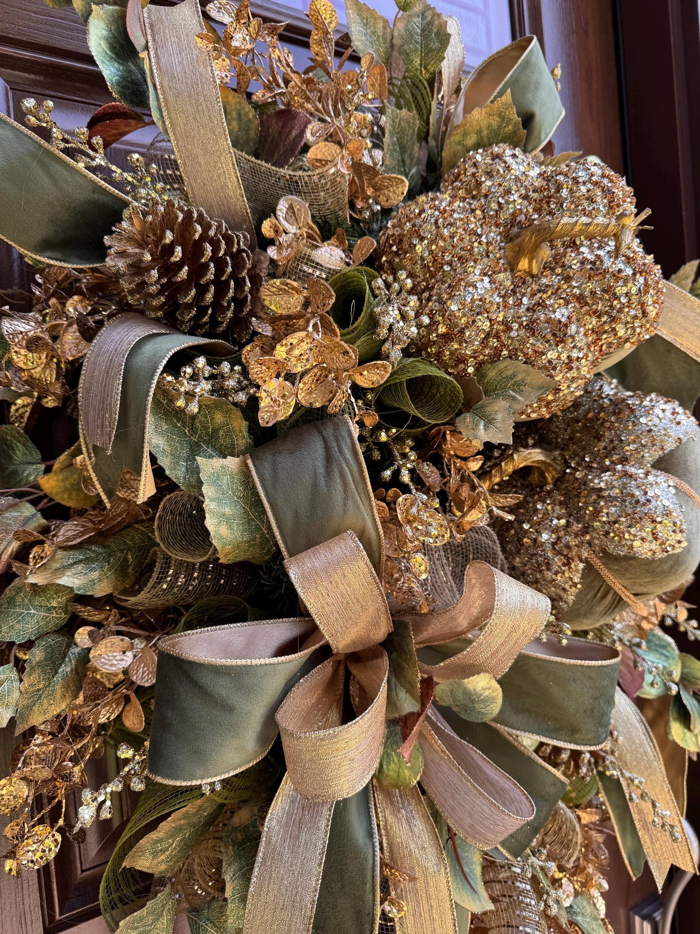 Glam Velvet Pumpkin Fall Swag Wreath for Front Door, Autumn Decor for Outdoor Porch or Indoor Office Wall Hanger, Elegant Pumpkin Decoration