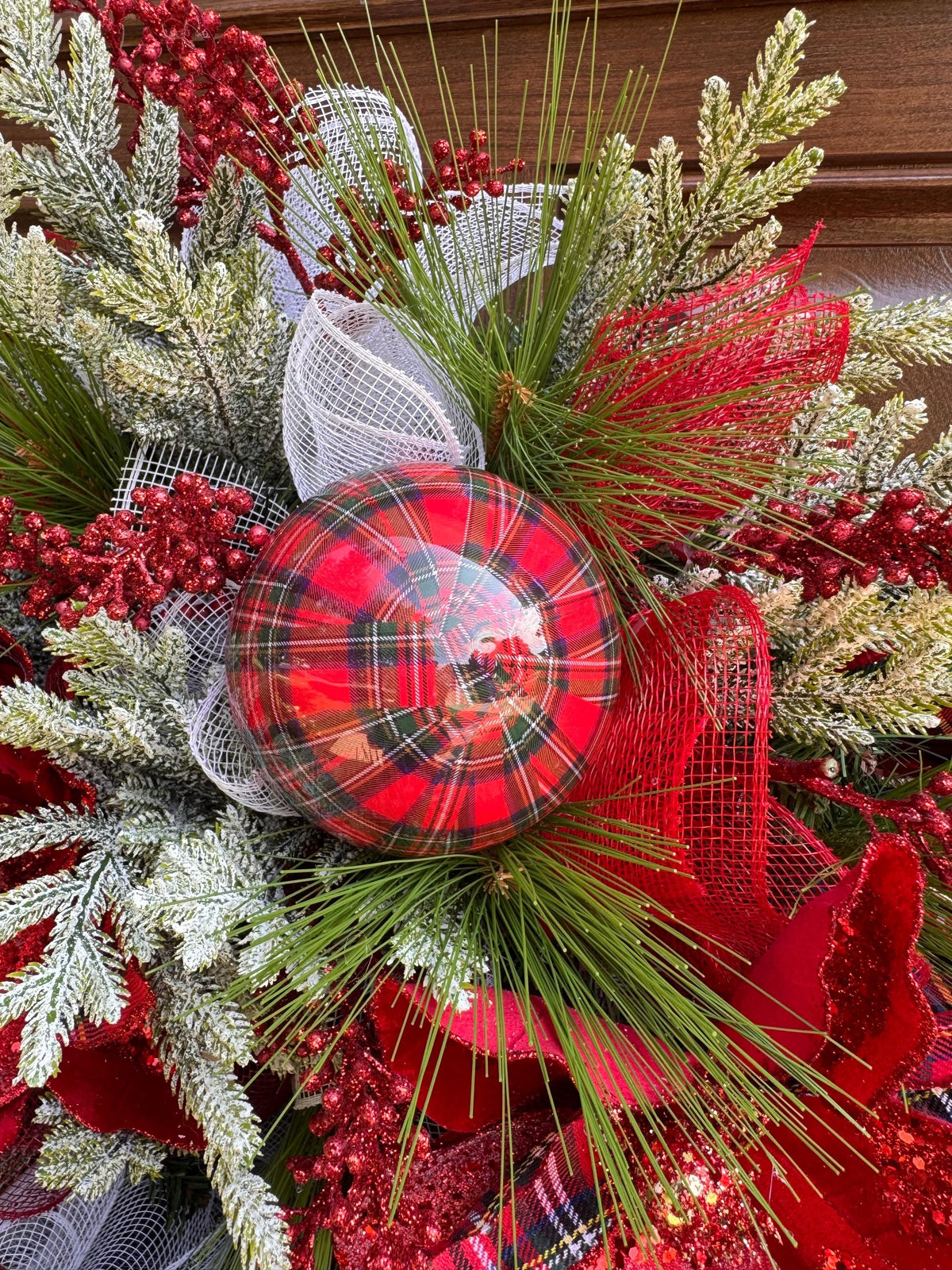 Traditional Tartan Christmas Wreath, Red Plaid Holiday Door Decor, Elegant Poinsettia Wreath, Classic Christmas Front Door