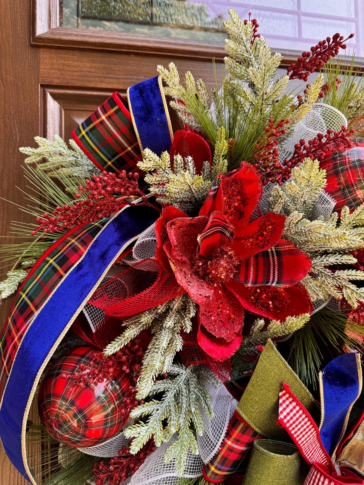 Traditional Tartan Christmas Wreath, Red Plaid Holiday Door Decor, Elegant Poinsettia Wreath, Classic Christmas Front Door