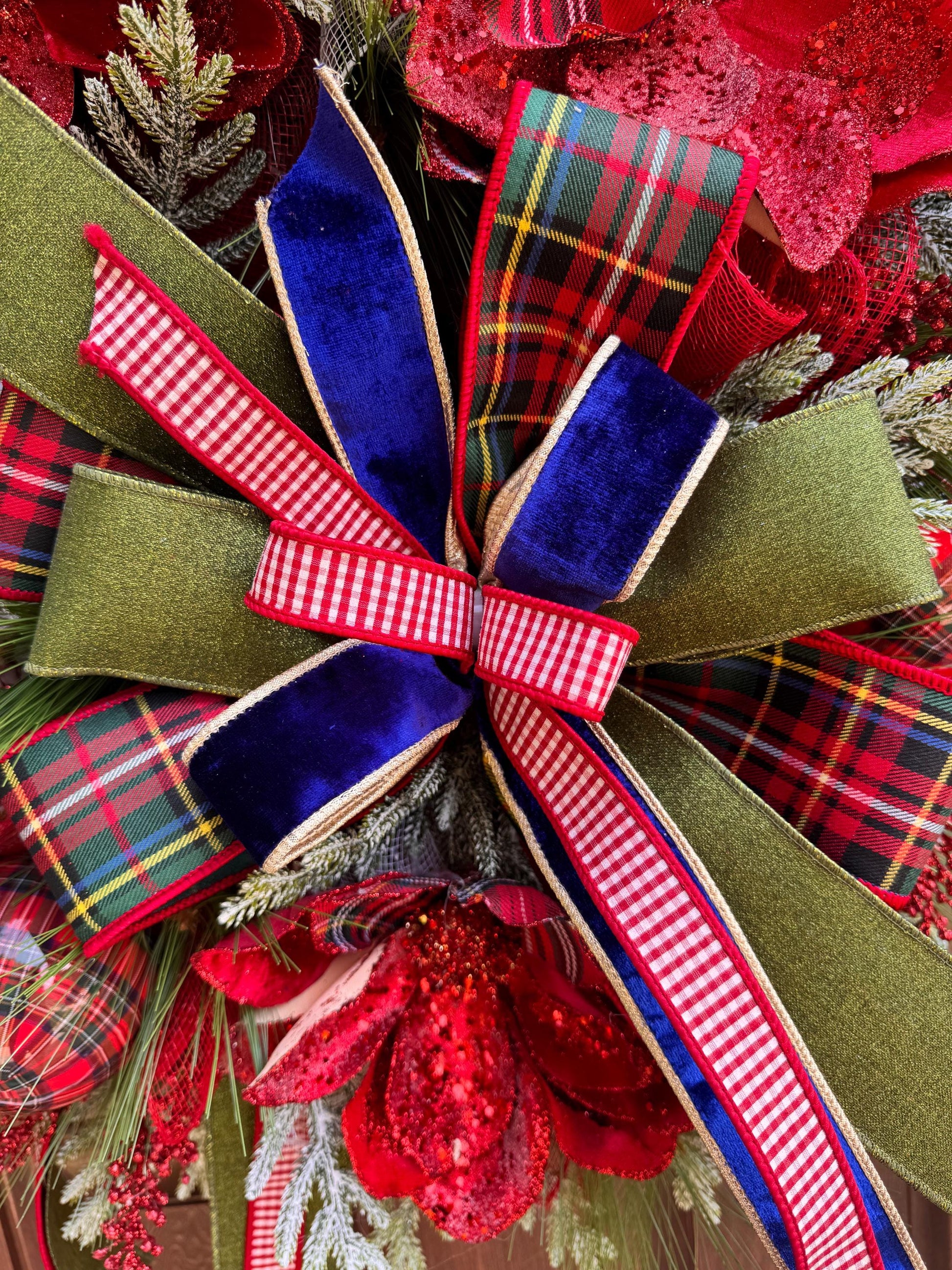 Traditional Tartan Christmas Wreath, Red Plaid Holiday Door Decor, Elegant Poinsettia Wreath, Classic Christmas Front Door