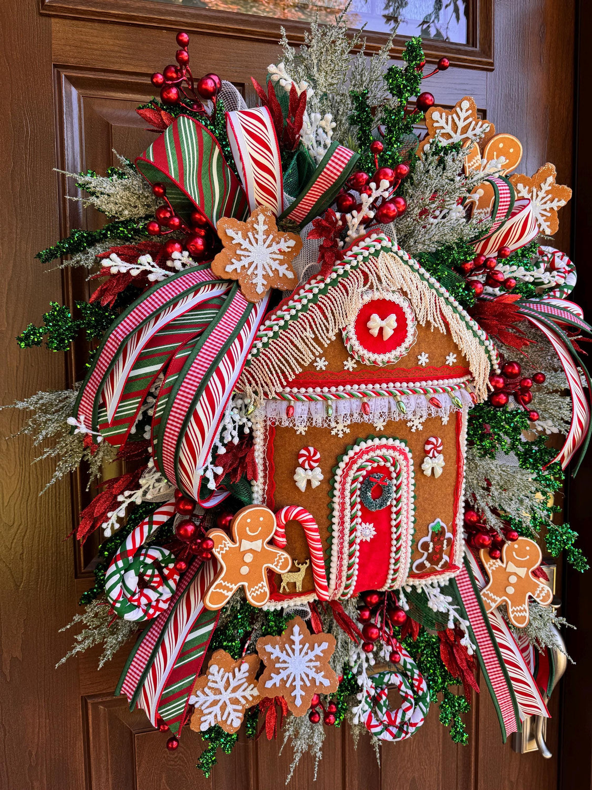 Gingerbread Christmas Wreath, Gingerbread House Wreath, Candy Cane Christmas Door Decor
