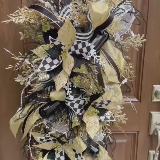 Black Gold White Christmas Swag, Luxury Christmas Door Swag, Poinsettia Christmas Wreath, Elegant Holiday Front Door Decor for Outdoor Porch