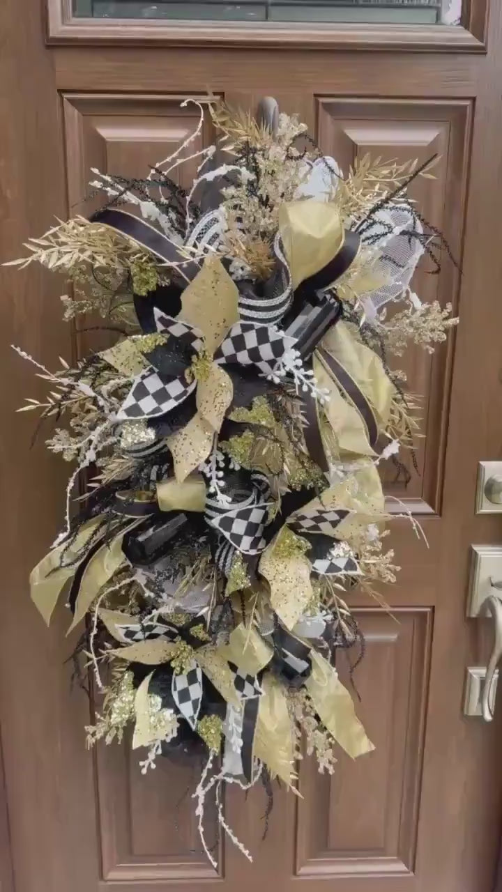 Black Gold White Christmas Swag, Luxury Christmas Door Swag, Poinsettia Christmas Wreath, Elegant Holiday Front Door Decor for Outdoor Porch