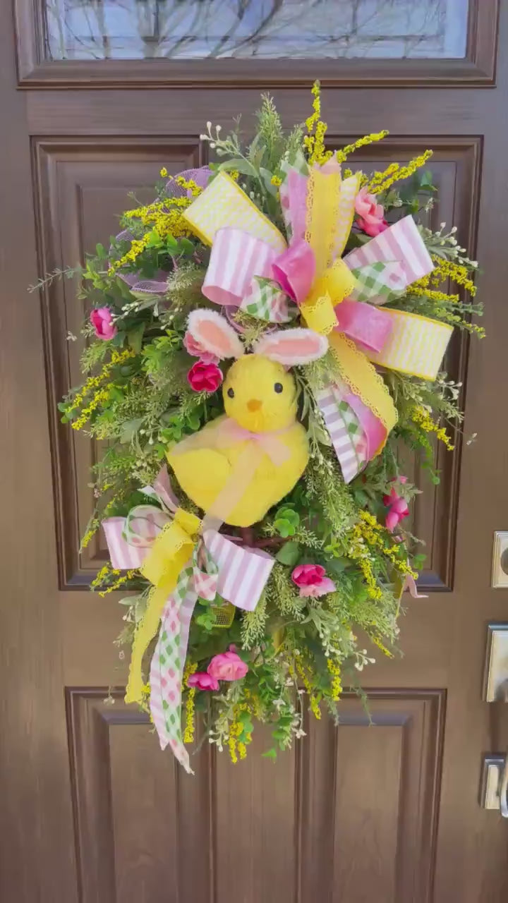 Easter Chick Wreath for Front Door, Spring Home Decor for Outdoor Porch