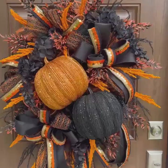 Elegant Halloween Pumpkin Wreath for Front Door, Glitzy Pumpkin Fall Door Decor for Indoor Porch, Glam Fall Home Decor